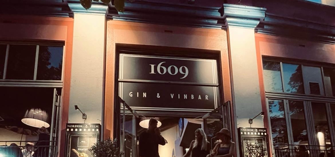 1609 - Gin & Vinbar