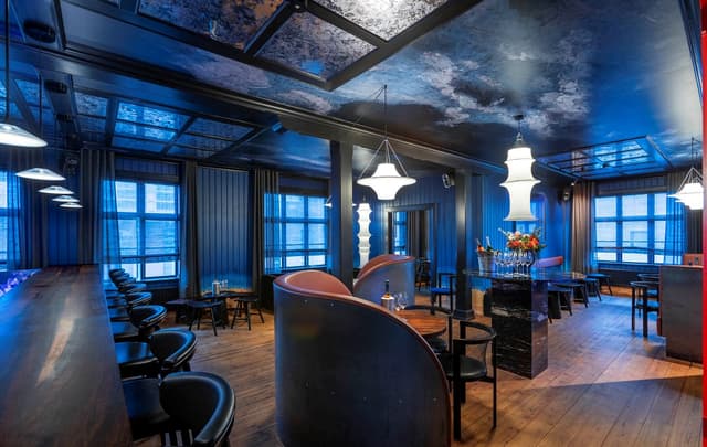 Uppi - Venue & Bar