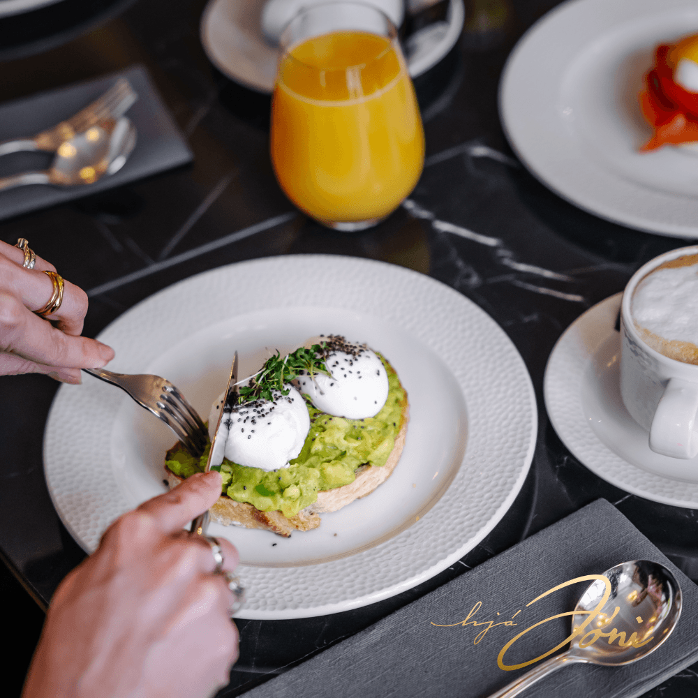 Breakfast - Hjá Jóni Restaurant